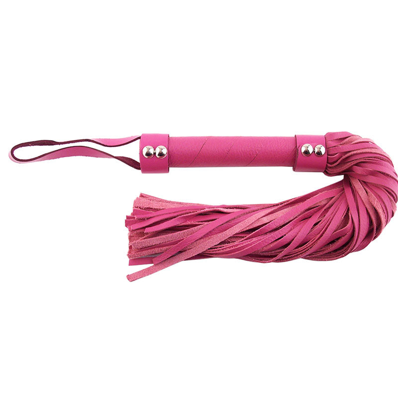 Flogger de cuero rosa de Rouge Garments